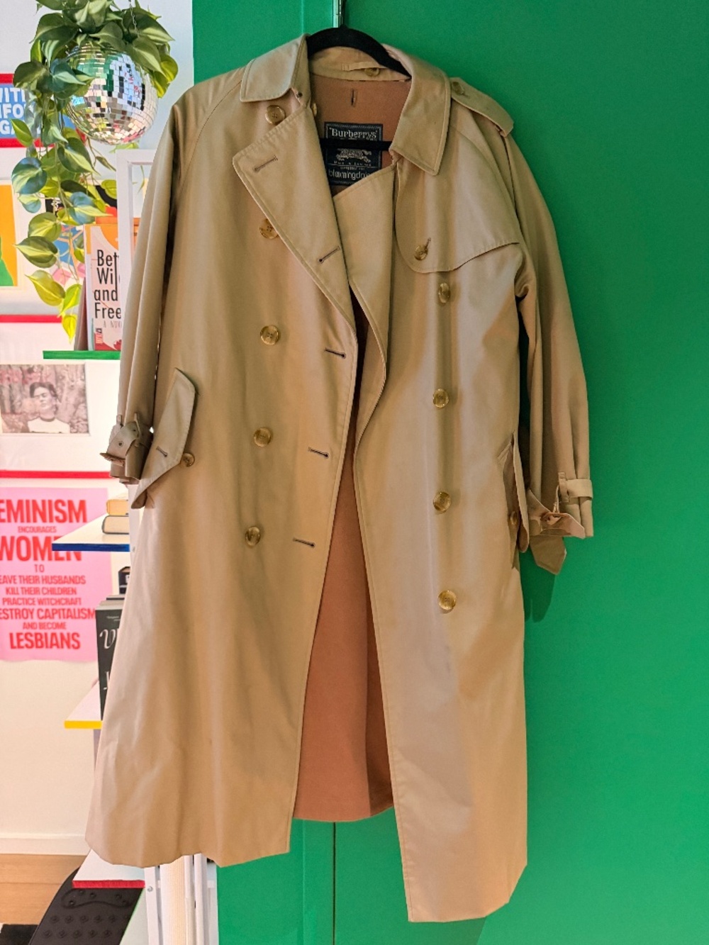 Classic Vintage Burberrys Trench Coat w/ Detachable Wool Lining